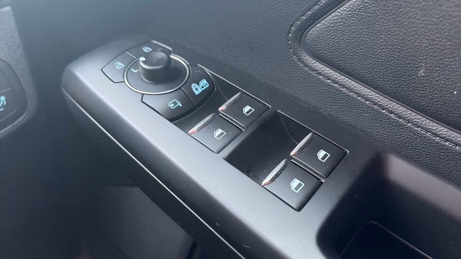 Used Ford Focus 2022 for sale - 77272128: Photo 40