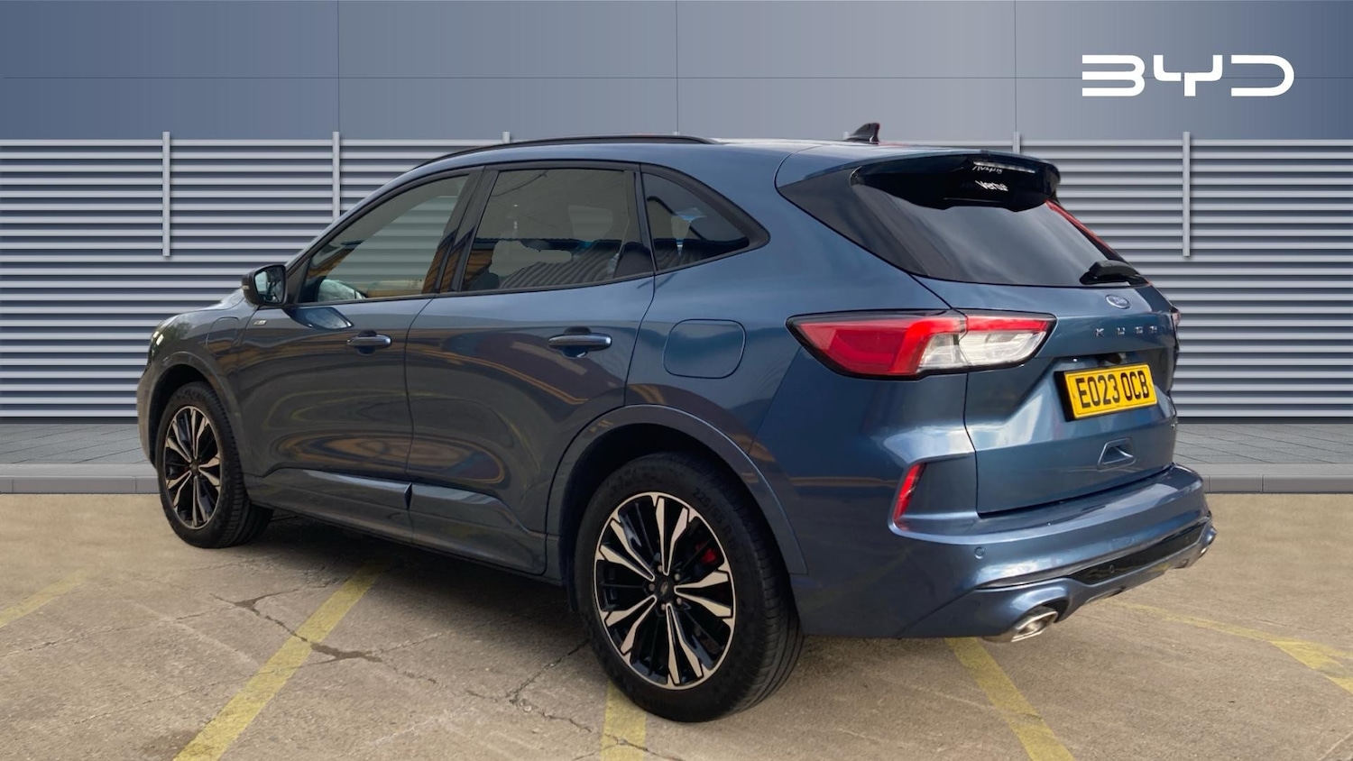 Used Ford Kuga 2023 for sale - 76366919: Photo 2