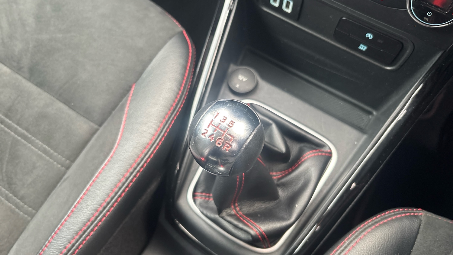 Used Ford Ecosport 2019 for sale - 77076989: Photo 13