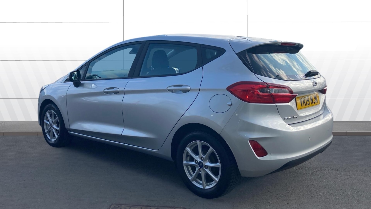 Used Ford Fiesta 2019 for sale - 77766180: Photo 2