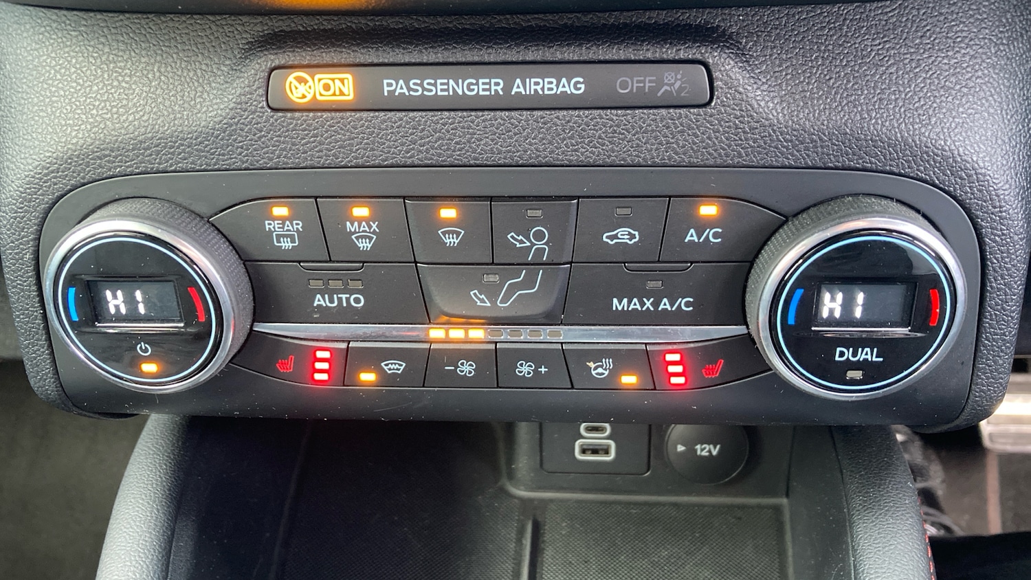 Used Ford Kuga 2022 for sale - 76719936: Photo 25