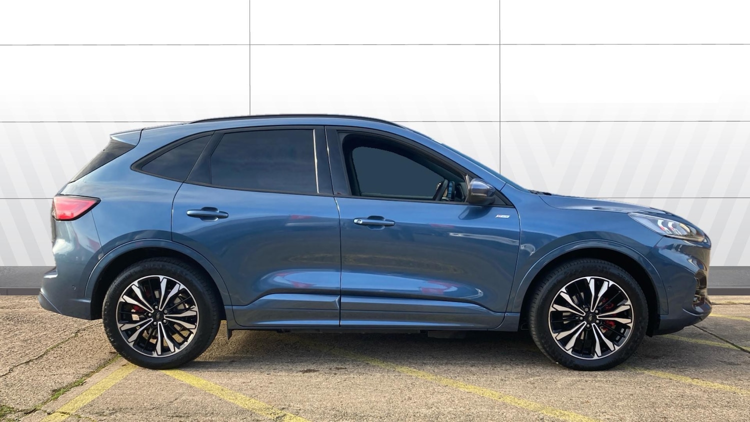 Used Ford Kuga 2022 for sale - 76719936: Photo 5