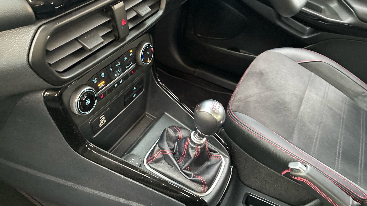 Used Ford Ecosport 2022 for sale - 76858659: Photo 13