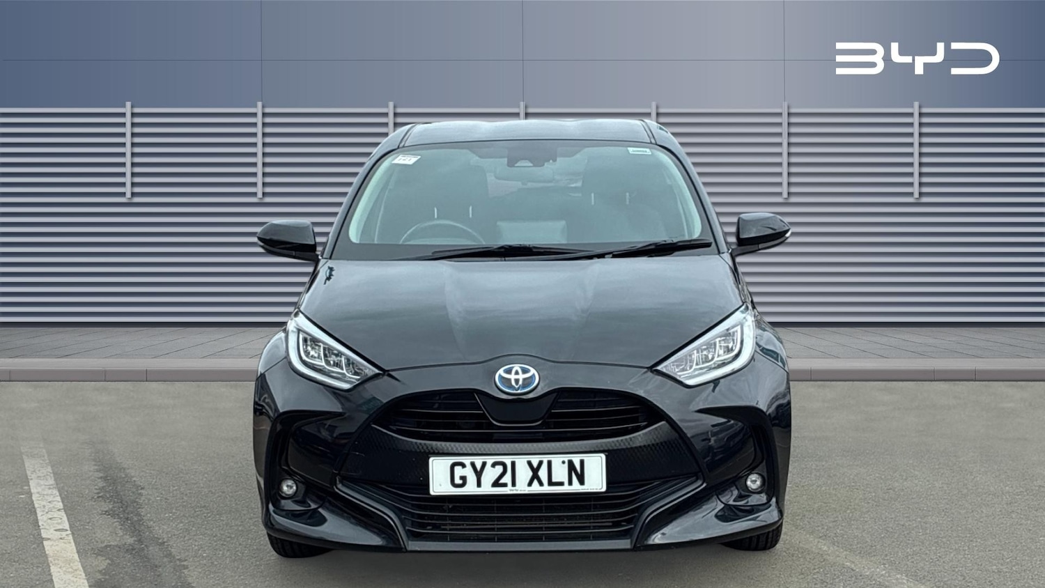 Used Toyota Yaris 2021 for sale - 77902307: Photo 3
