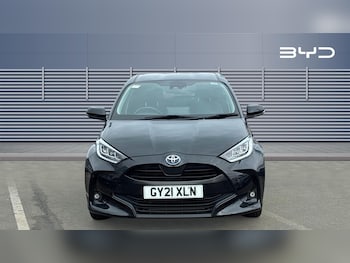 Used Toyota Yaris 2021 for sale - 77902307: Photo