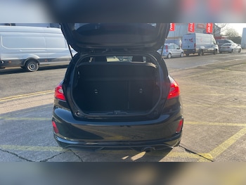 Used Ford Fiesta 2018 for sale - 77012243: Photo