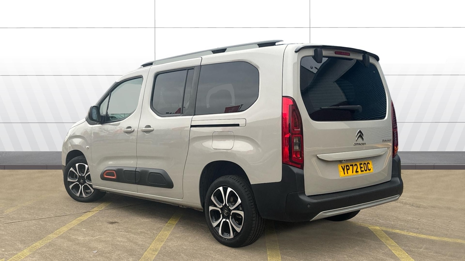 Used Citroen Berlingo 2022 for sale - 77044589: Photo 2
