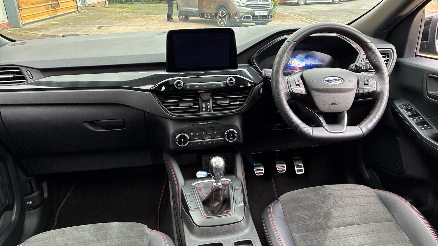 Used Ford Kuga 2023 for sale - 76553683: Photo 10