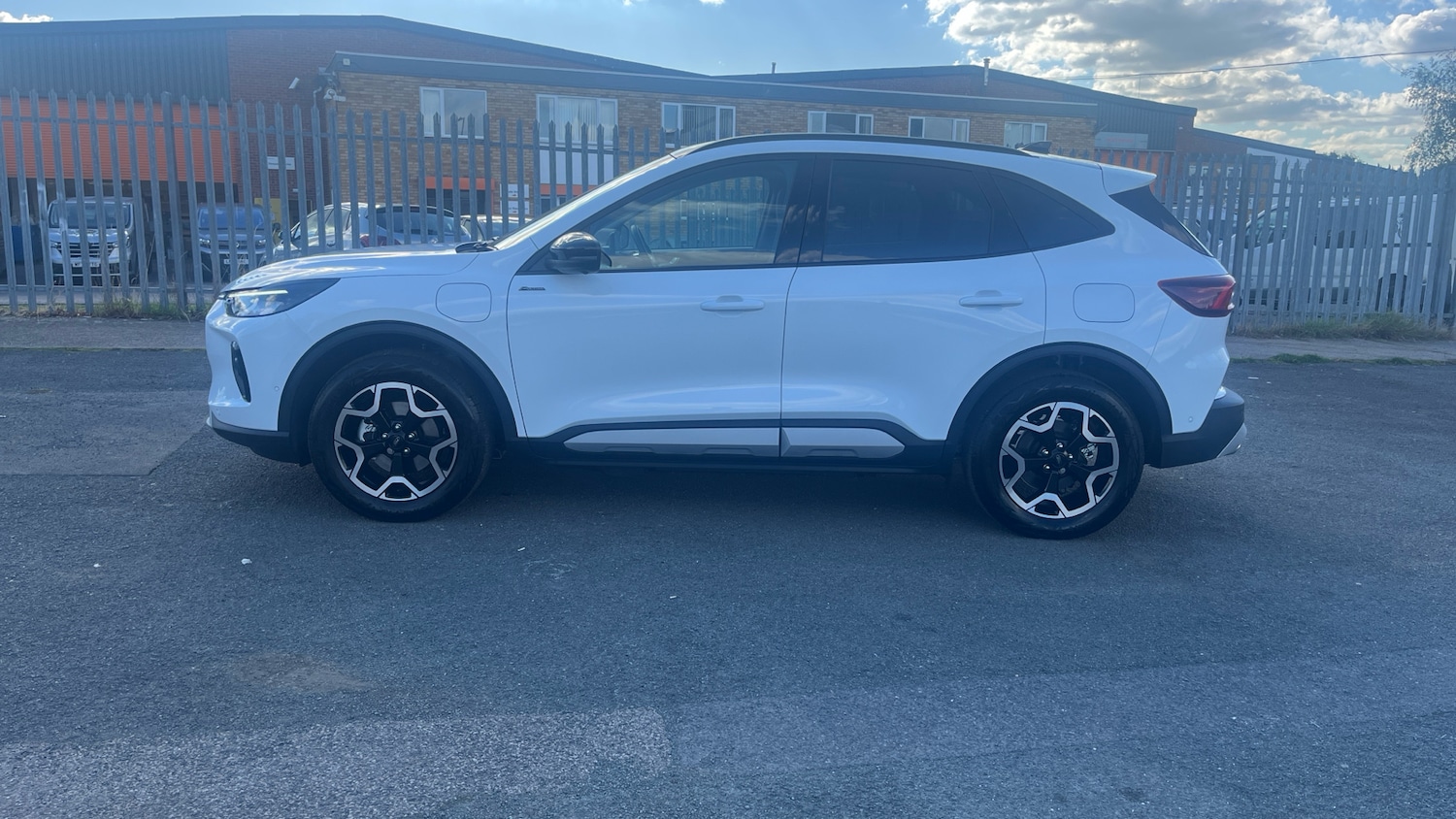 Used Ford Kuga 2025 for sale - 76372245: Photo 26
