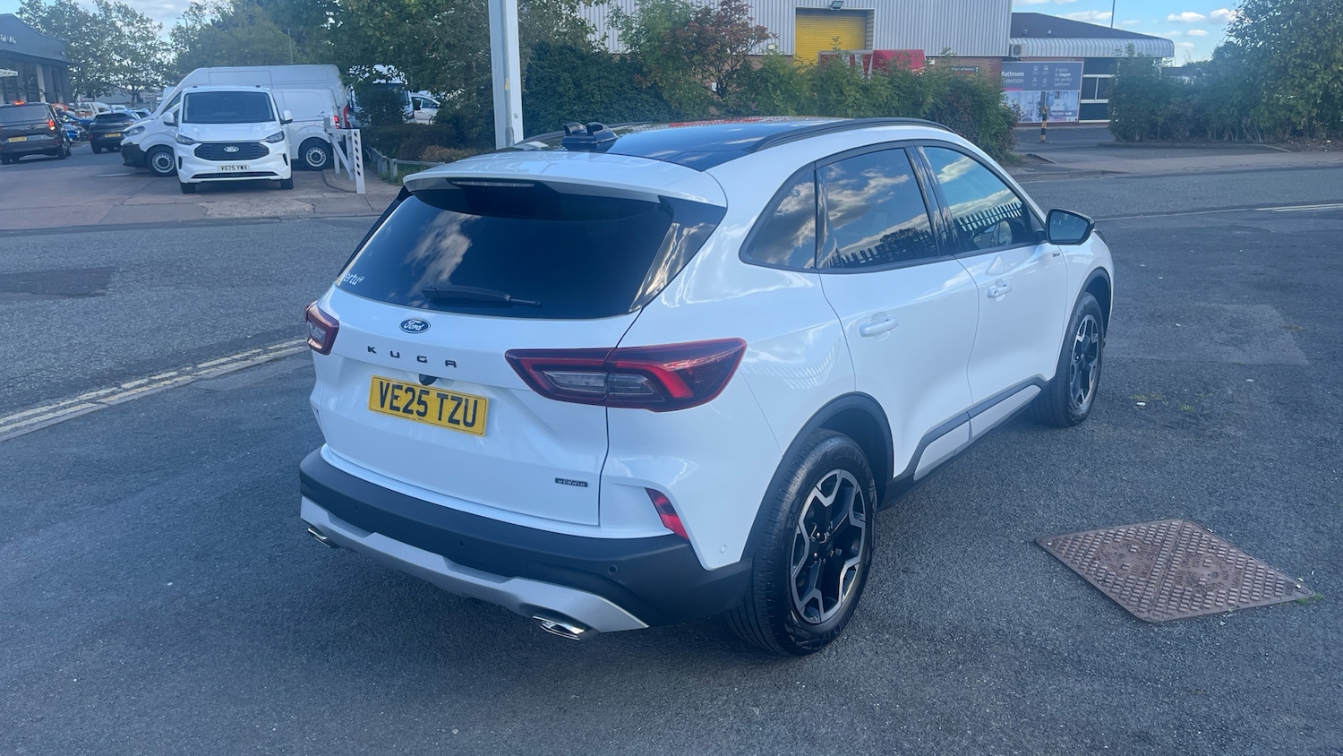 Used Ford Kuga 2025 for sale - 76372245: Photo 30