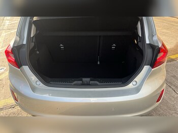 Used Ford Fiesta 2021 for sale - 76490327: Photo