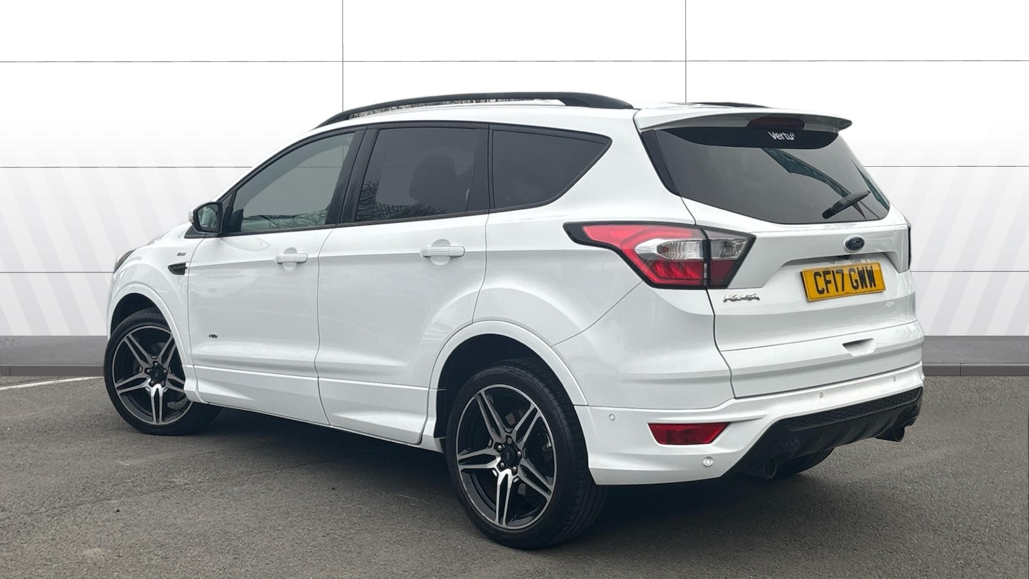 Used Ford Kuga 2017 for sale - 77590305: Photo 2