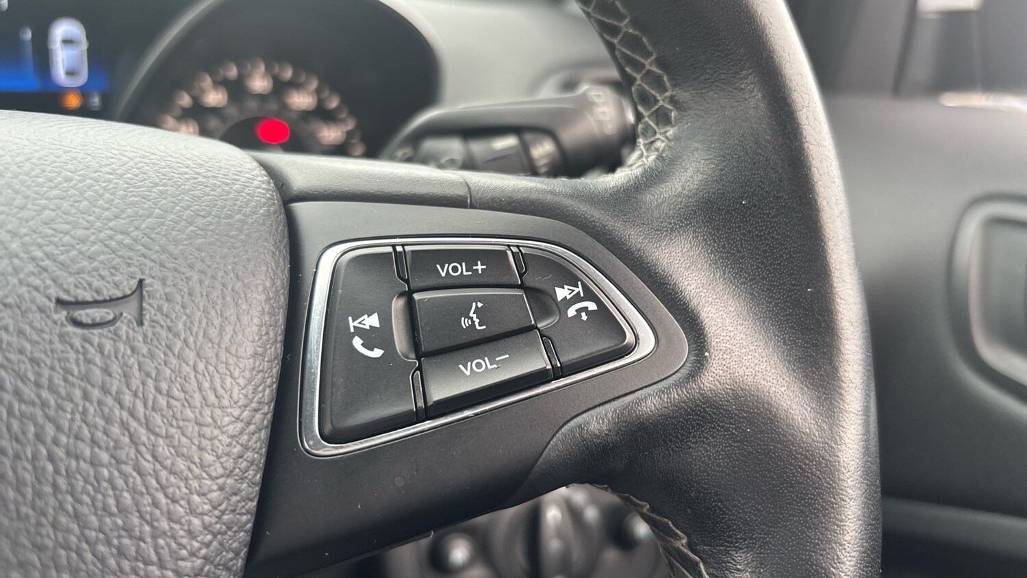 Used Ford Kuga 2017 for sale - 77590305: Photo 28