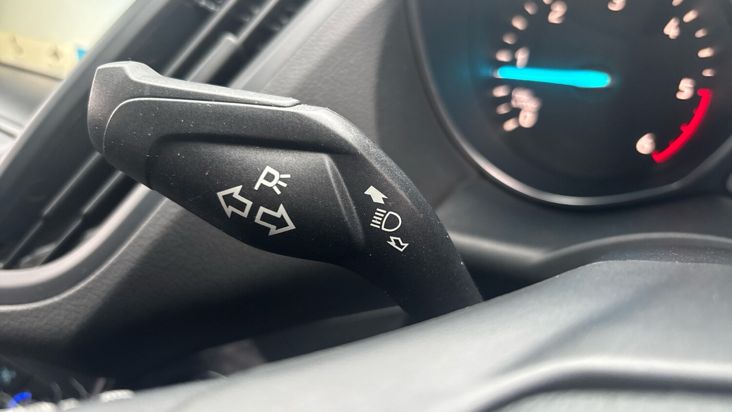 Used Ford Kuga 2017 for sale - 77590305: Photo 30