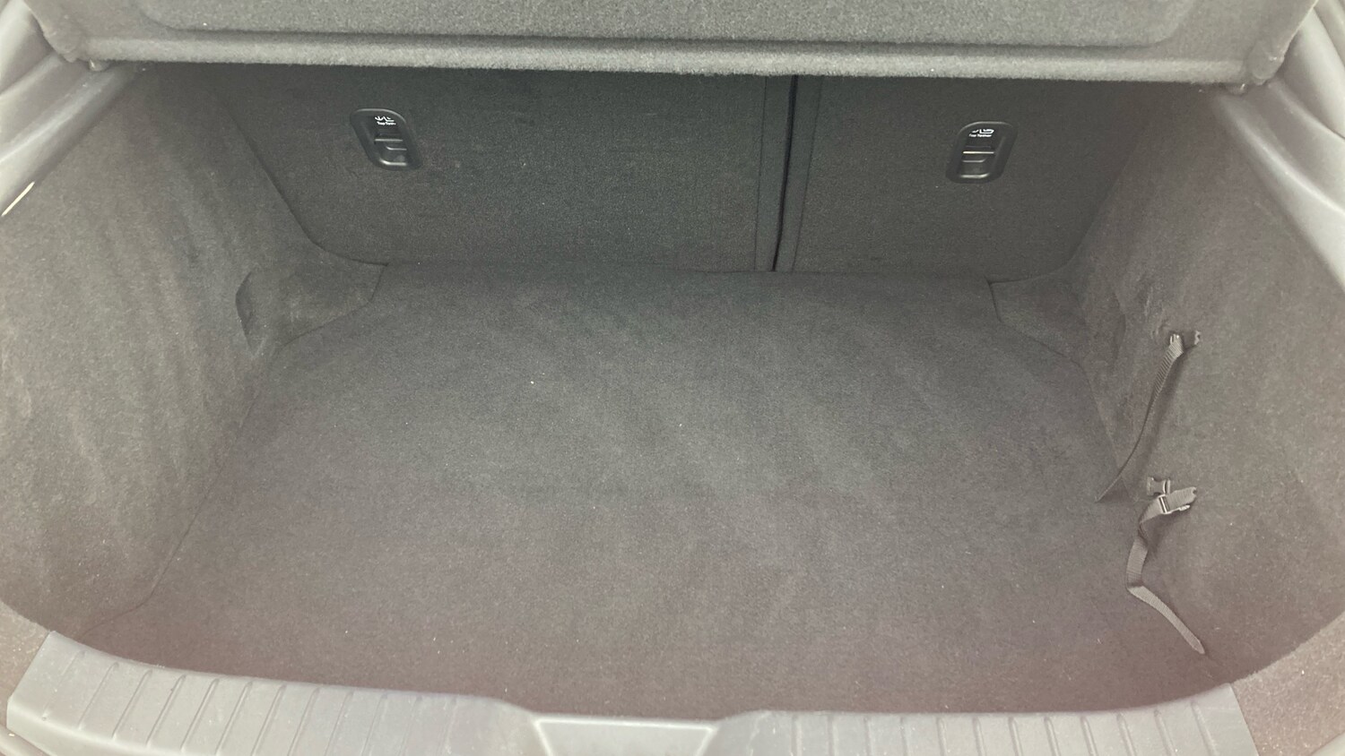 Used Mazda Mazda3 2021 for sale - 76421786: Photo 8