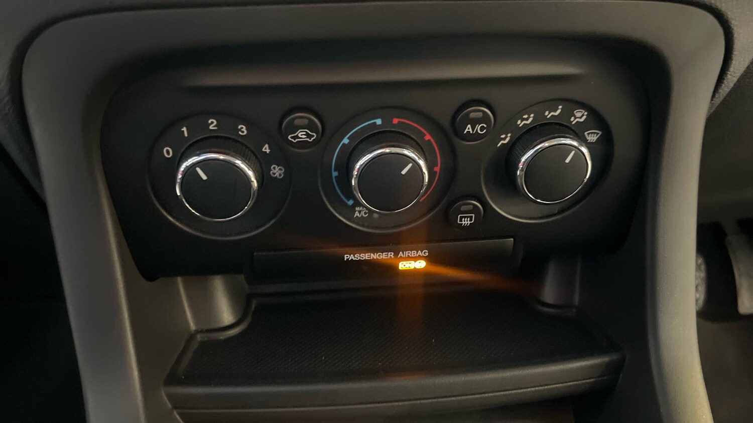 Used Ford Ka+ 2017 for sale - 77572650: Photo 19