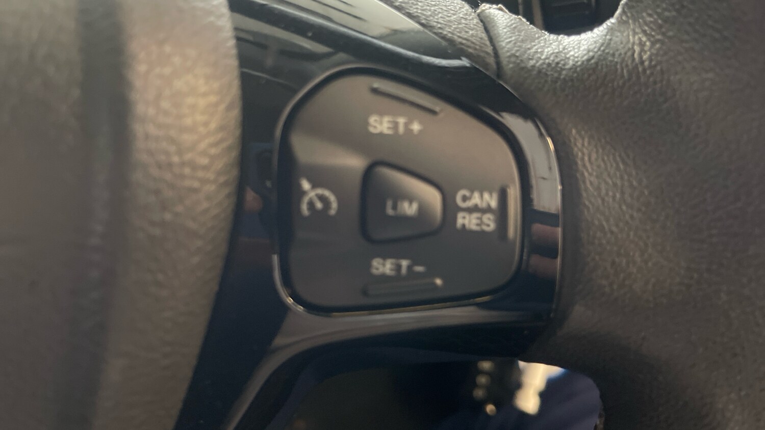 Used Ford Ka+ 2017 for sale - 77572650: Photo 25