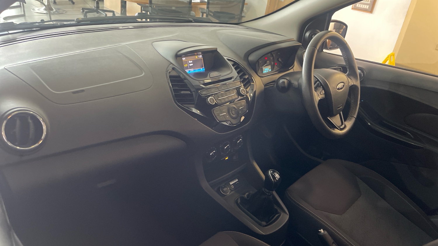 Used Ford Ka+ 2017 for sale - 77572650: Photo 9