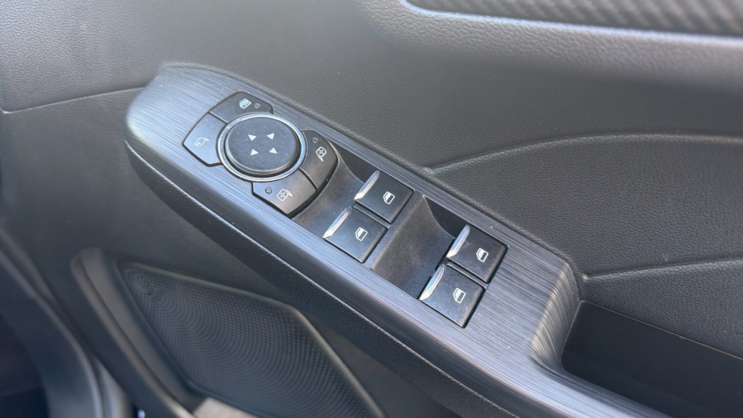 Used Ford Kuga 2025 for sale - 78162348: Photo 31