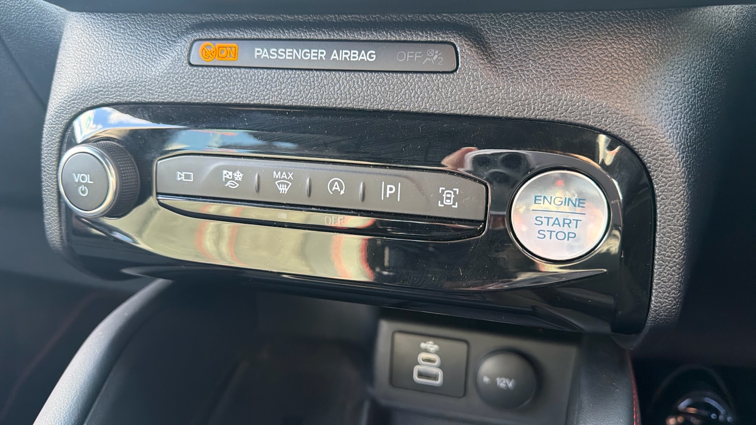 Used Ford Kuga 2025 for sale - 78162348: Photo 36