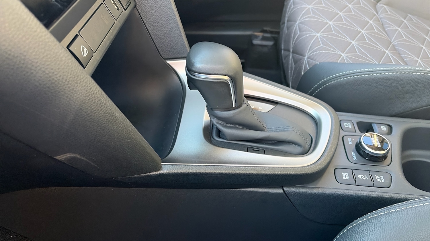 Used Toyota Yaris Cross 2023 for sale - 77272206: Photo 13