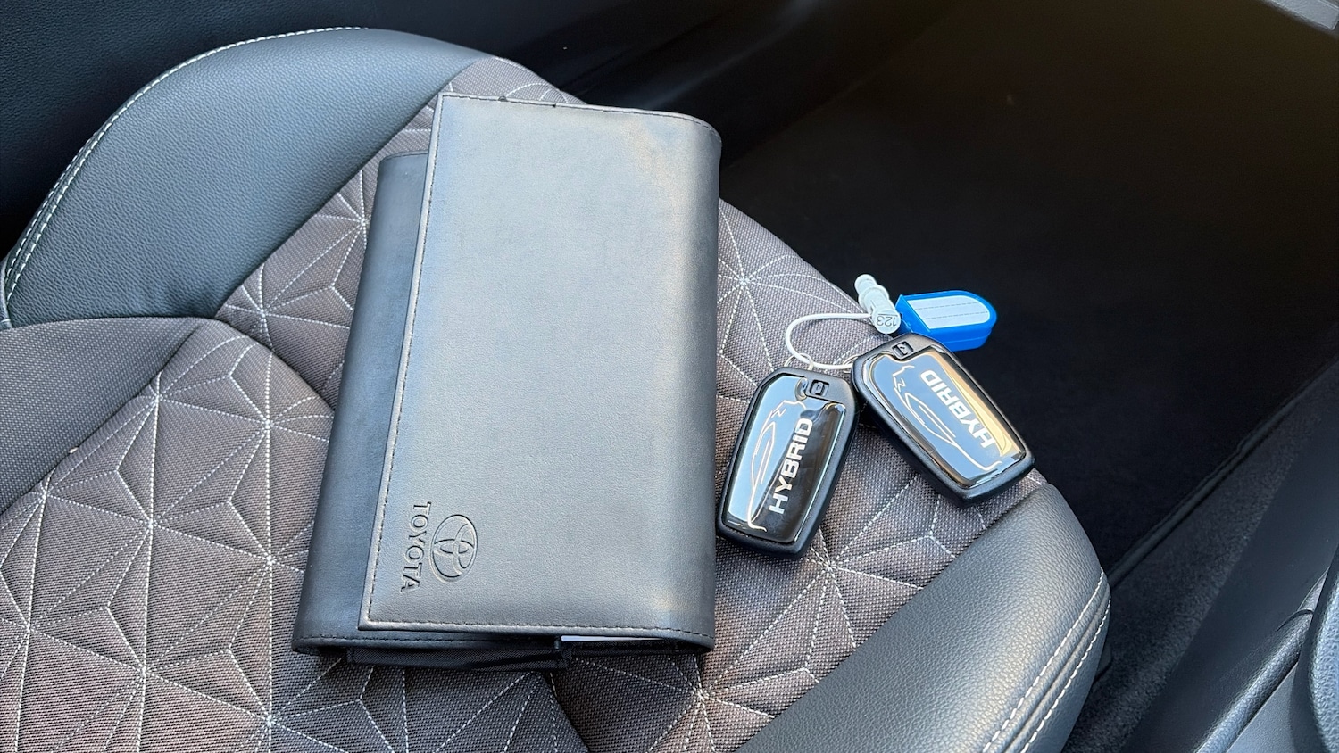 Used Toyota Yaris Cross 2023 for sale - 77272206: Photo 19