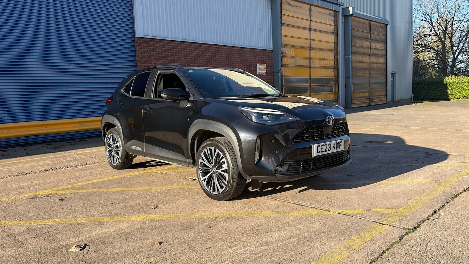 Used Toyota Yaris Cross 2023 for sale - 77272206: Photo 24