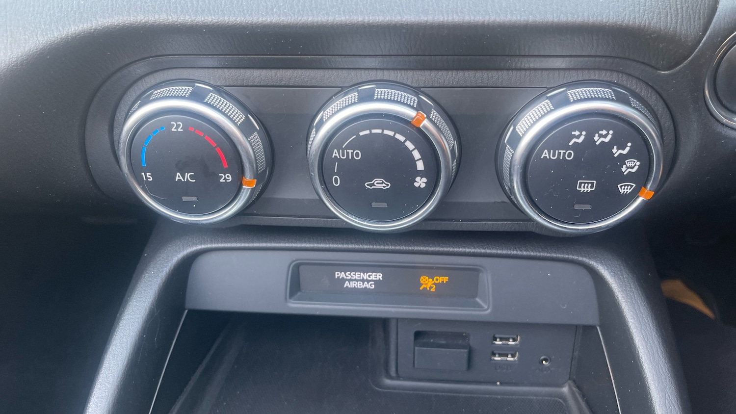 Used Mazda MX-5 2018 for sale - 77933921: Photo 32