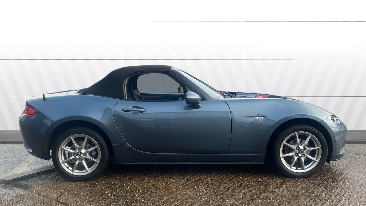 Used Mazda MX-5 2018 for sale - 77933921: Photo 5