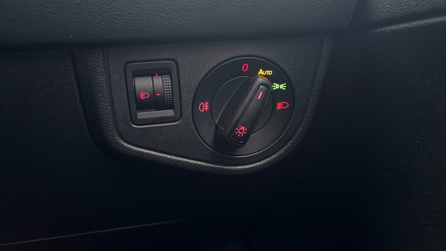 Used Volkswagen Polo 2019 for sale - 76566159: Photo 33