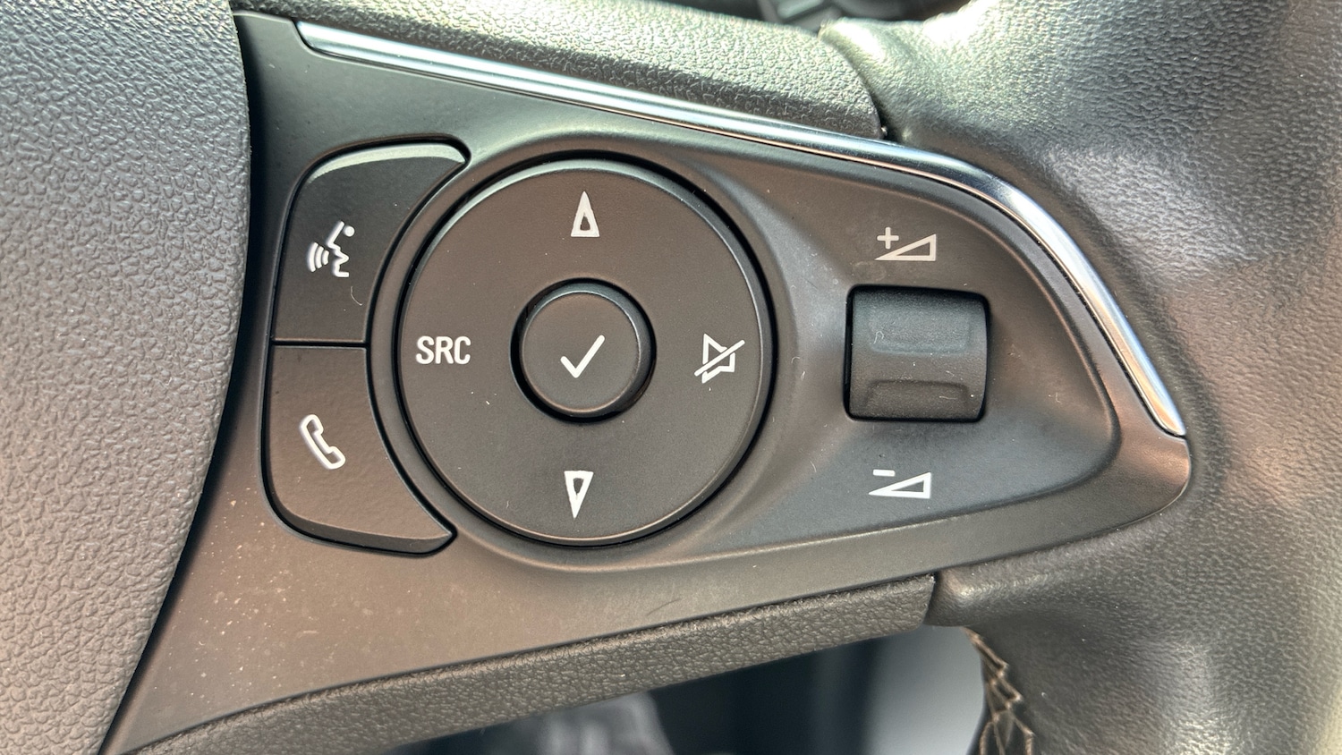 Used Vauxhall Mokka 2023 for sale - 77718511: Photo 28