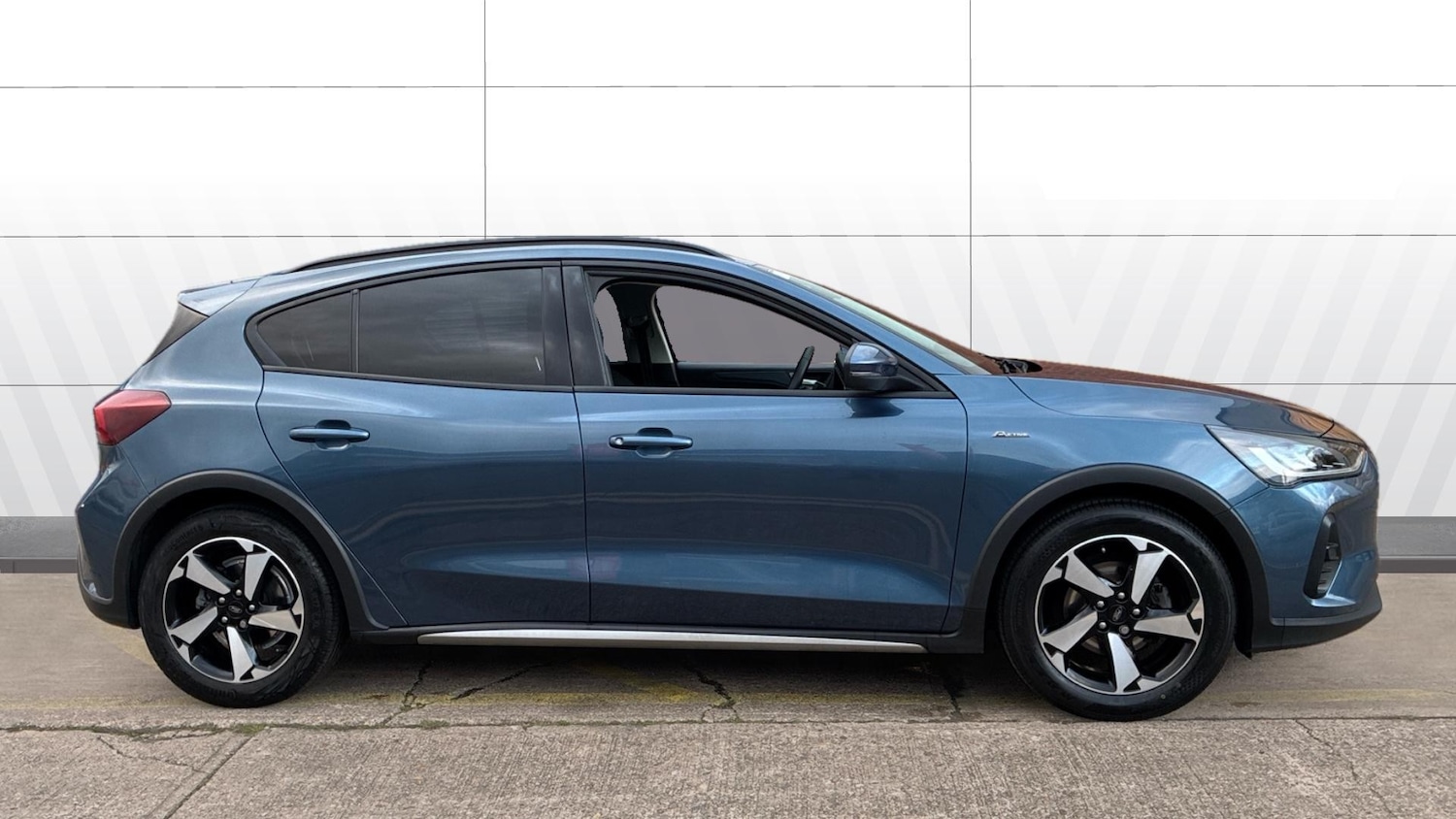 Used Ford Focus 2023 for sale - 76507249: Photo 5