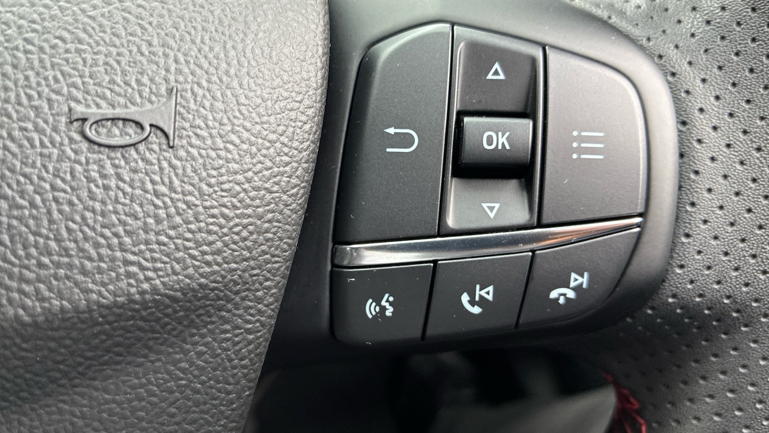 Used Ford Focus 2023 for sale - 76553680: Photo 25