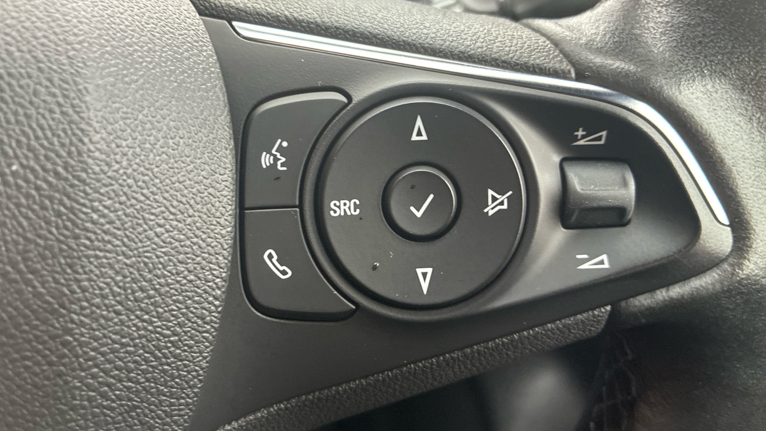 Used Vauxhall Mokka 2023 for sale - 76882312: Photo 32