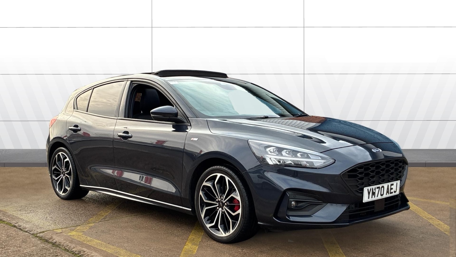 Used Ford Focus 2021 for sale - 76963216: Photo 1