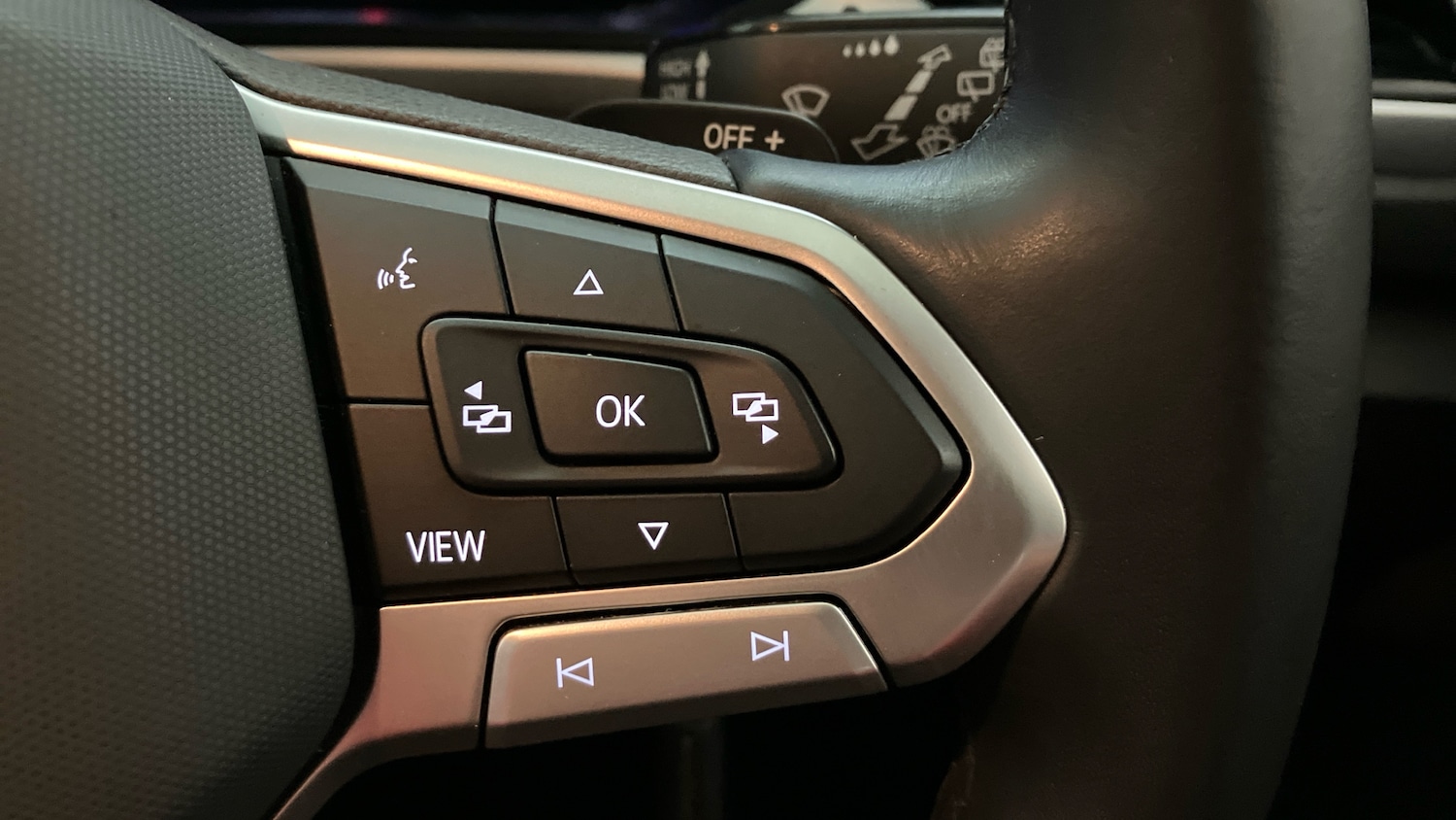 Used Volkswagen T-Roc 2023 for sale - 77581912: Photo 18