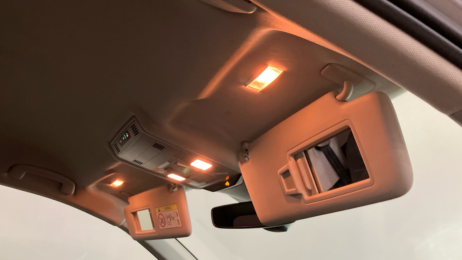 Used Volkswagen T-Roc 2023 for sale - 77581912: Photo 29