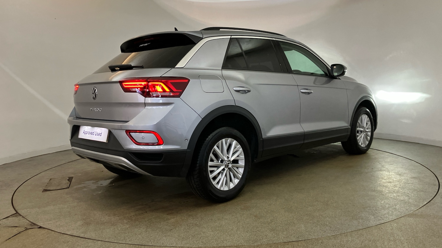 Used Volkswagen T-Roc 2023 for sale - 77581912: Photo 30
