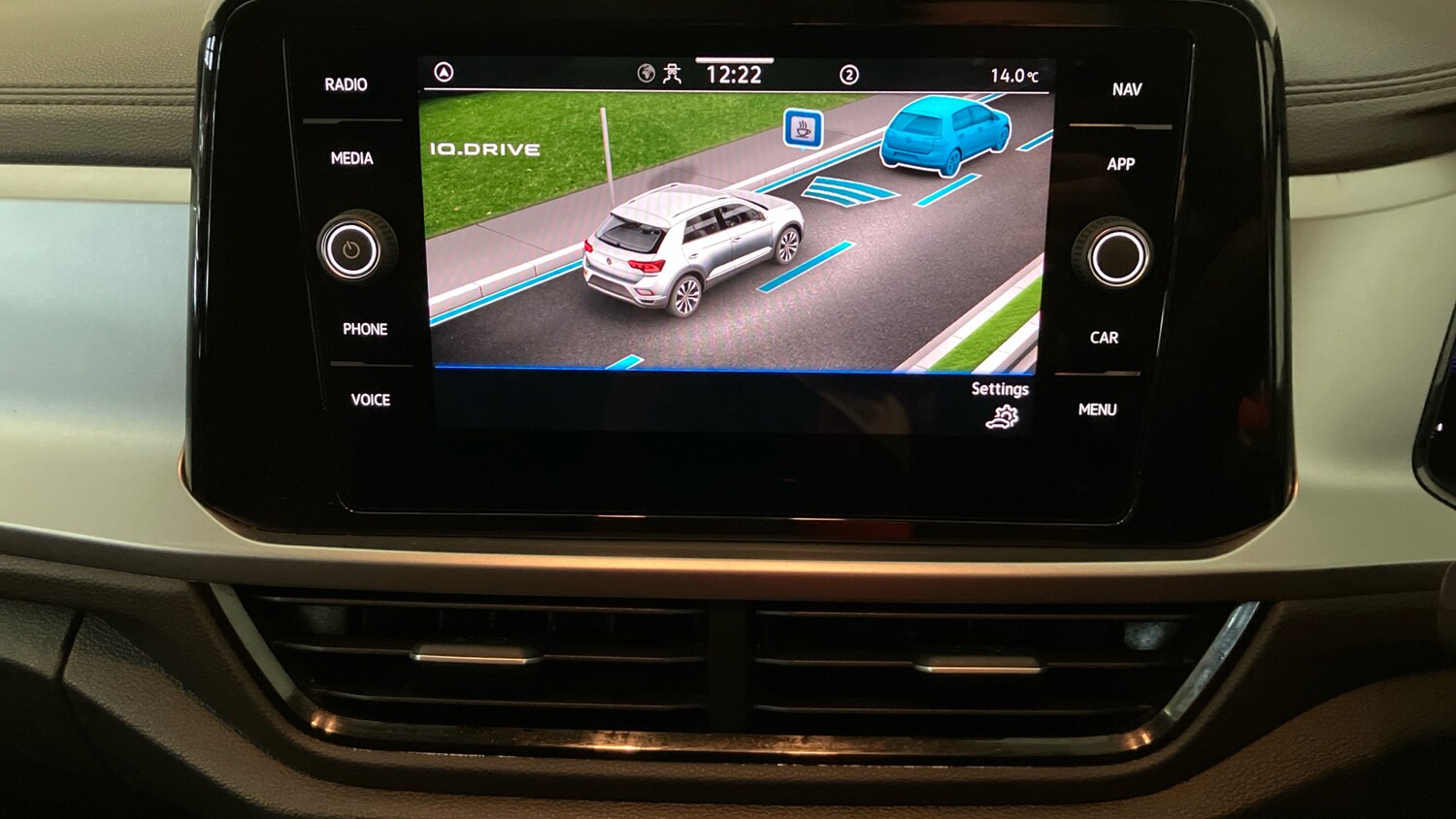 Used Volkswagen T-Roc 2023 for sale - 77581912: Photo 37