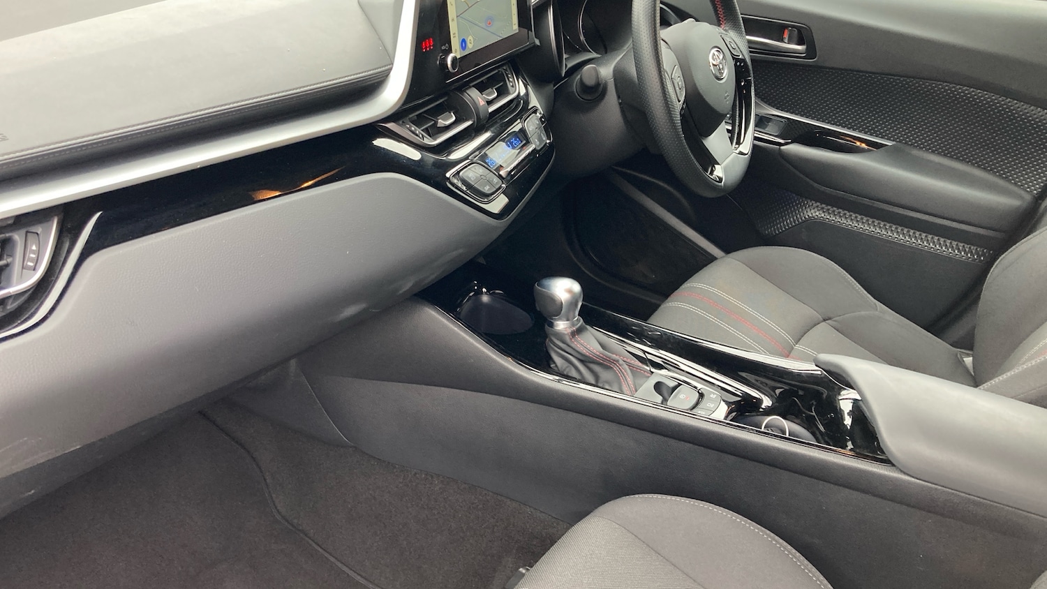 Used Toyota C-HR 2023 for sale - 76366933: Photo 13