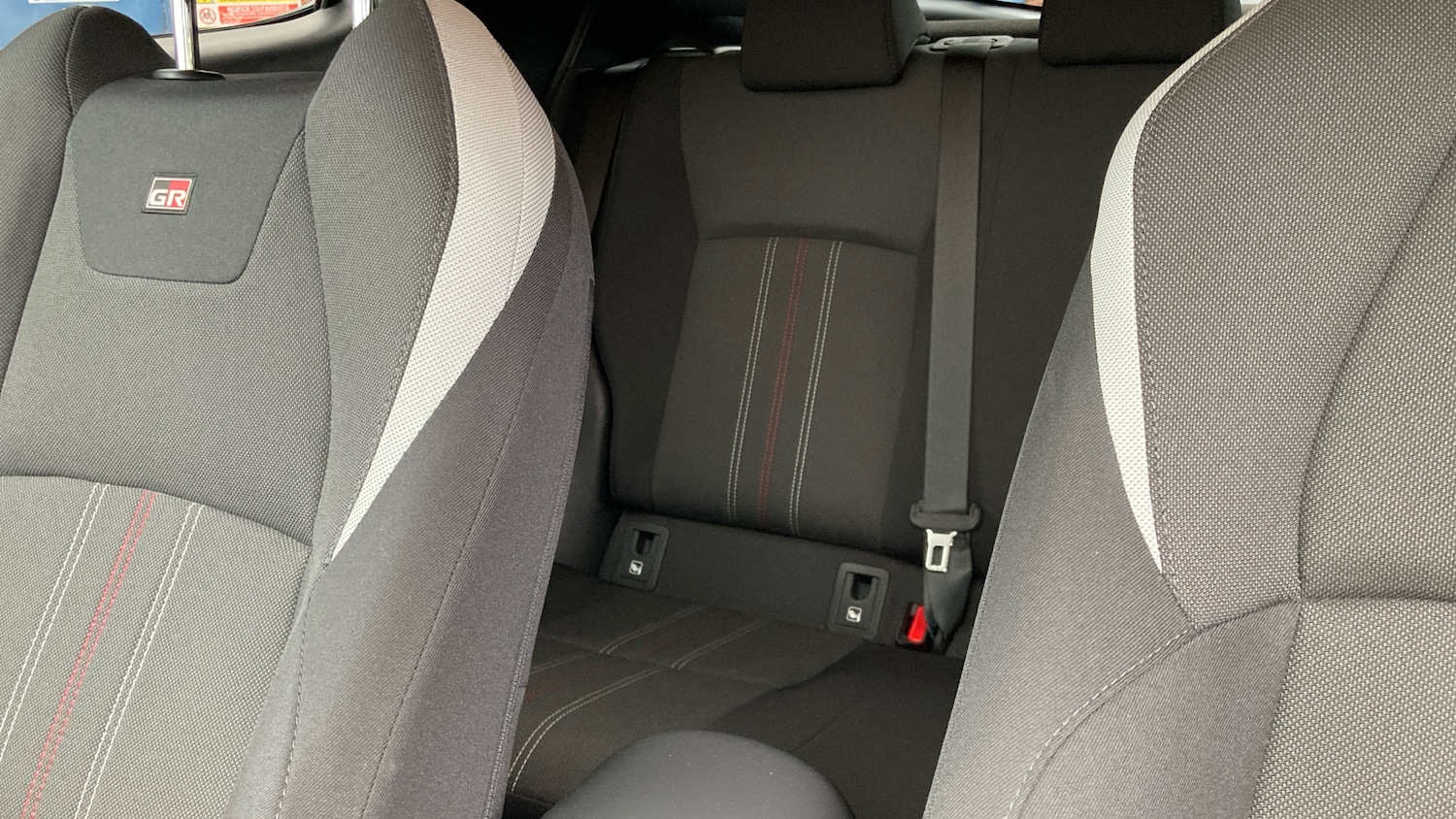 Used Toyota C-HR 2023 for sale - 76366933: Photo 15