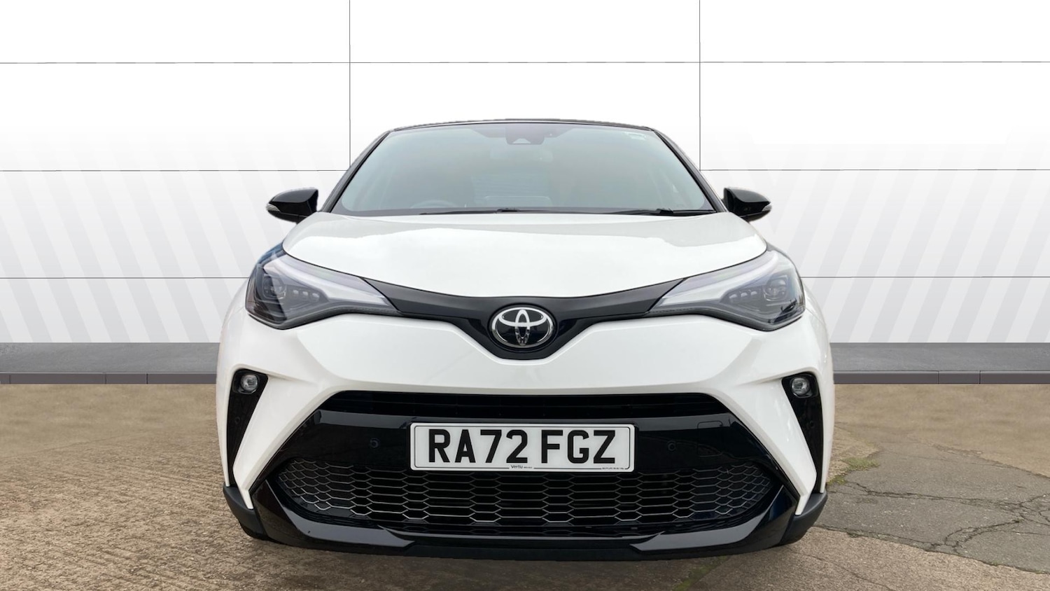 Used Toyota C-HR 2023 for sale - 76366933: Photo 3