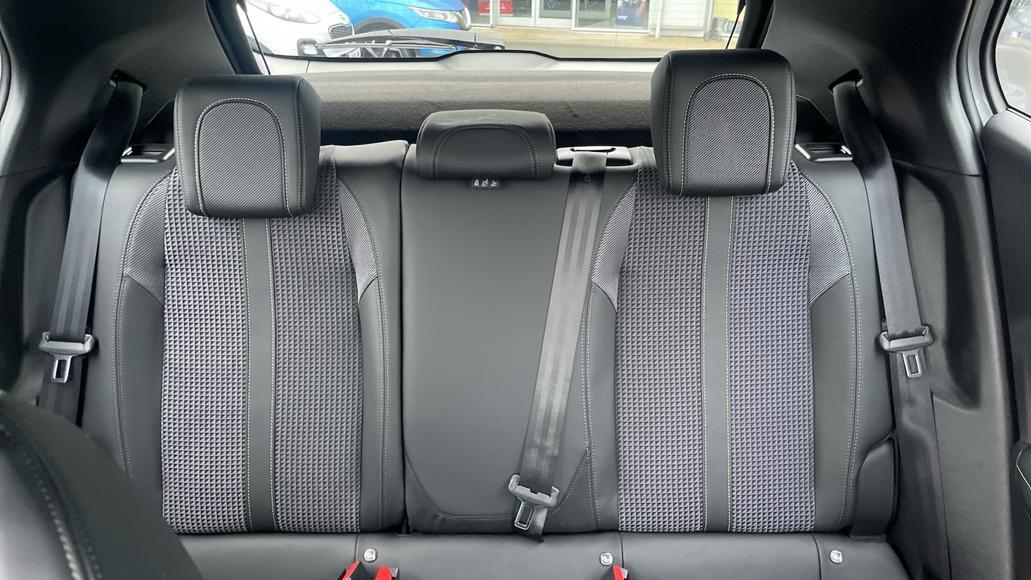 Used Peugeot 2008 2023 for sale - 77435578: Photo 15