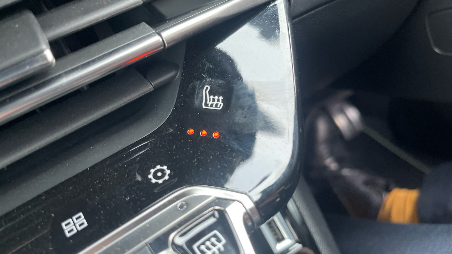 Used Peugeot 2008 2023 for sale - 77435578: Photo 38