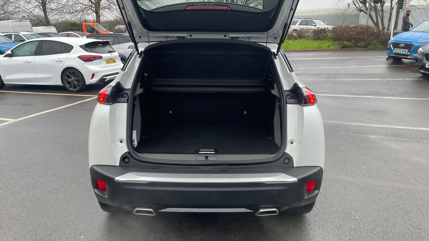 Used Peugeot 2008 2023 for sale - 77435578: Photo 4