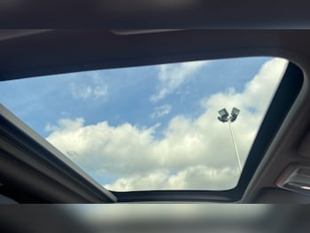 Used Renault Captur 2019 for sale - 77774387: Photo