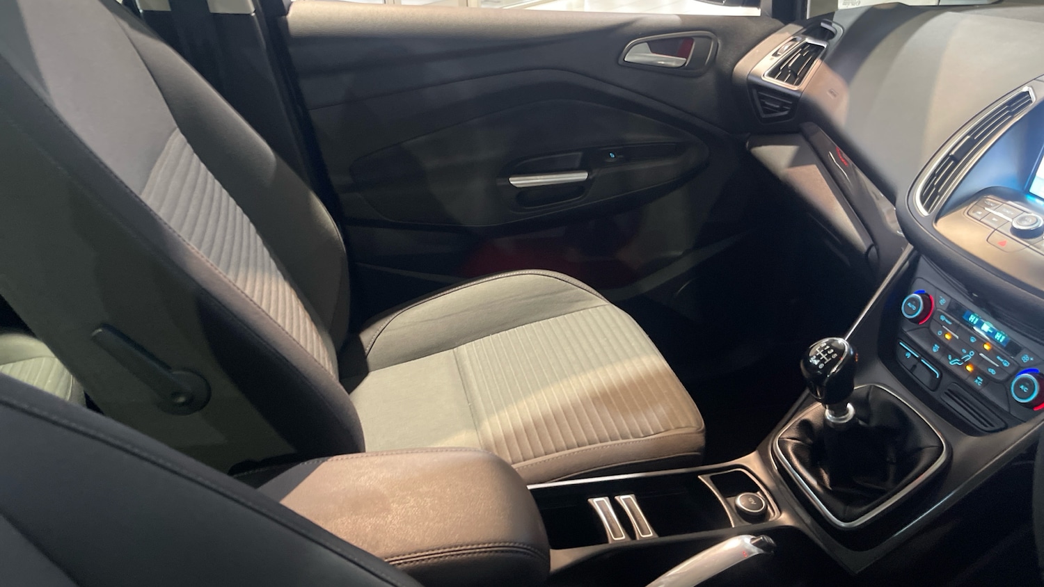 Used Ford C-Max 2017 for sale - 77420940: Photo 14