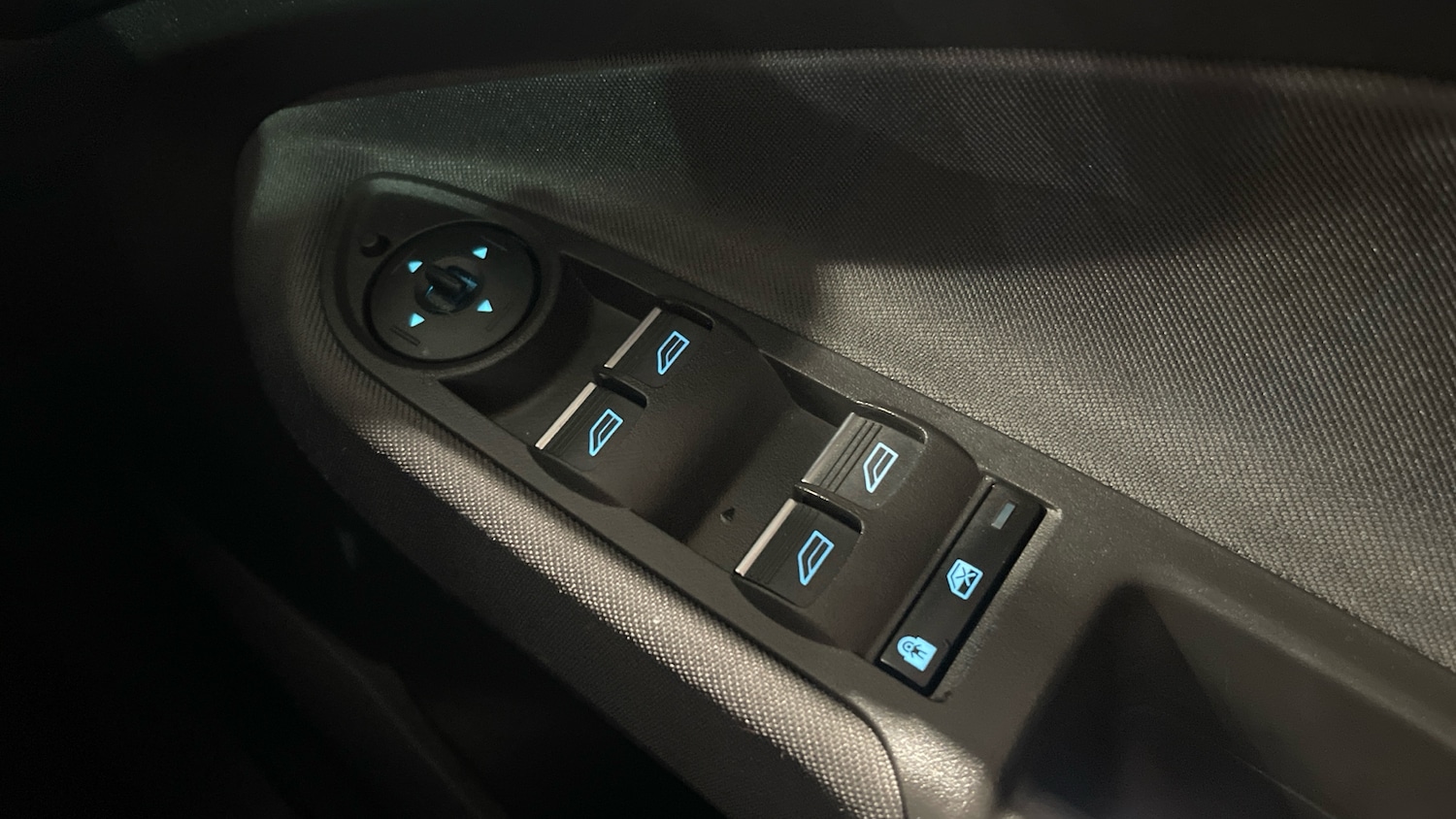 Used Ford C-Max 2017 for sale - 77420940: Photo 24