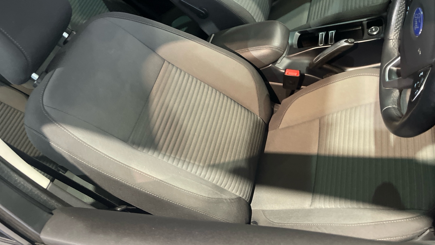 Used Ford C-Max 2017 for sale - 77420940: Photo 31