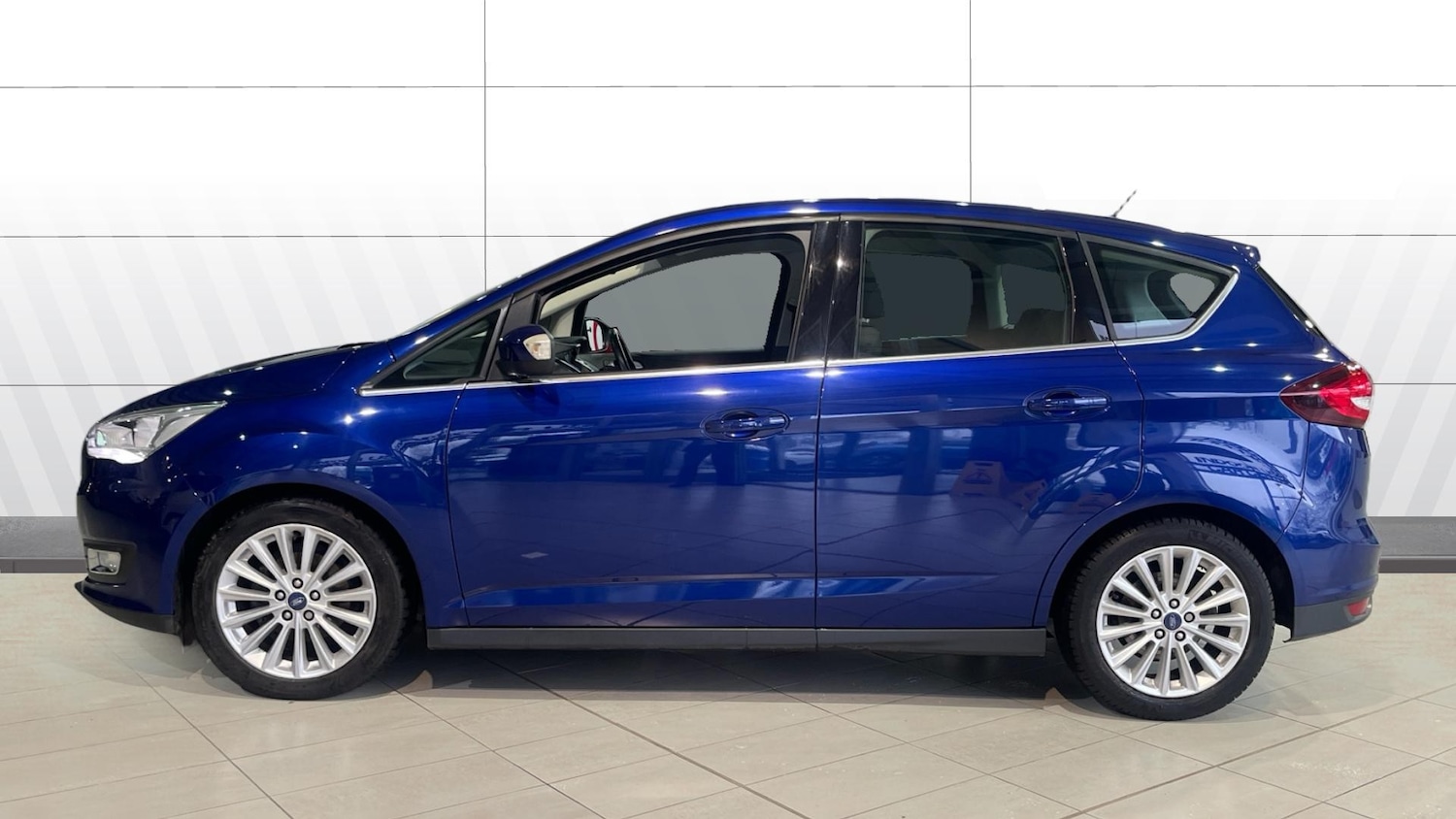 Used Ford C-Max 2017 for sale - 77420940: Photo 5